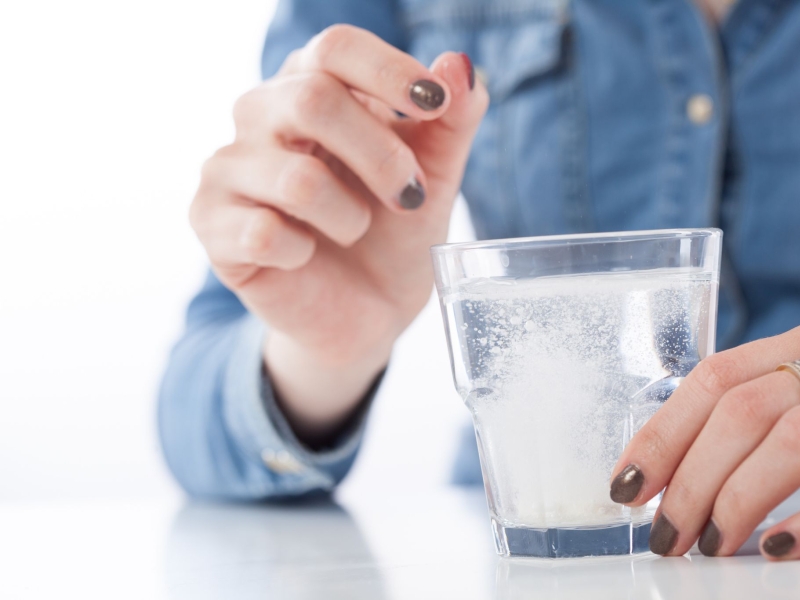DPA Vorschau Bild für Artikel: Bluthochdruck und Co. / Warum Brausetabletten bei Bluthochdruck keine gute Idee sind  