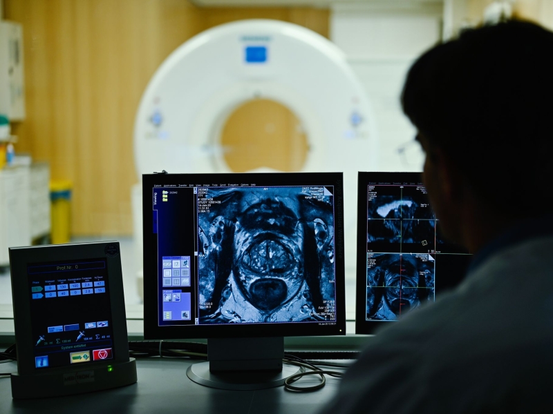 DPA Vorschau Bild für Artikel: Gesundheit / Prostatakrebs: Was Männer wissen sollten  
