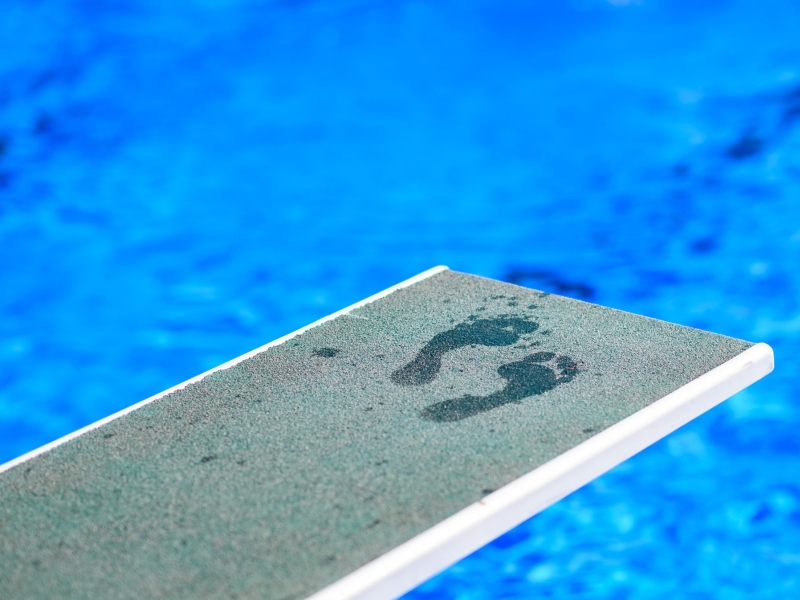 DPA Vorschau Bild für Artikel: Hautinfektion / Wie erspare ich mir Fußpilz als Schwimmbad-Mitbringsel?  