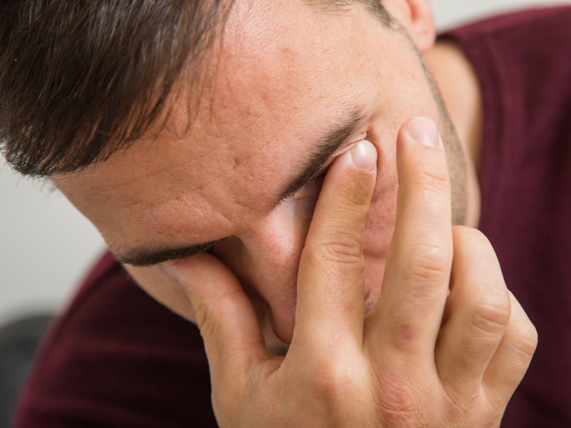 DPA Vorschau Bild für Artikel: Augenarzt gibt Tipps / Warum die Augen im Winter oft trockener sind - und was hilft  