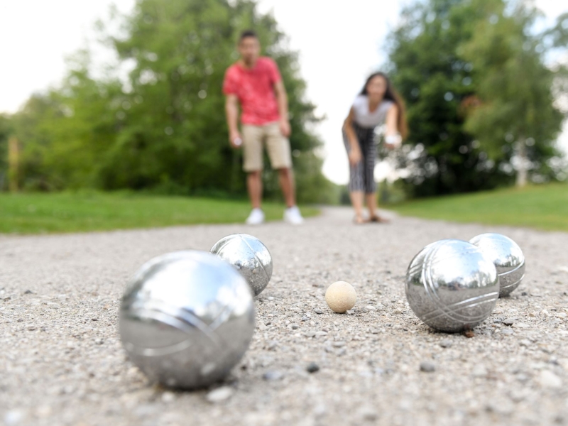 DPA Vorschau Bild für Artikel: Beliebte Freizeitaktivität / Was Boule spielen für die Gesundheit bringt
